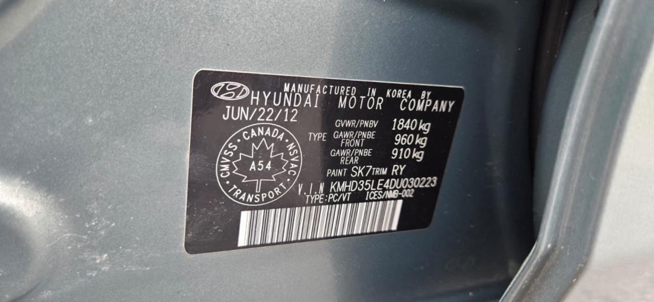 2013 Hyundai Elantra GT 5dr Hatchback Automatic SE w/Tech Pkg Photo
