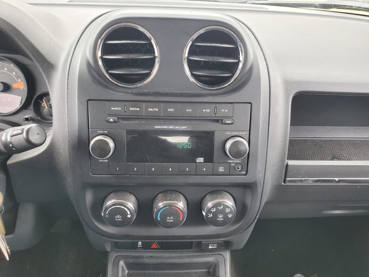 2015 Jeep Patriot 4WD 4dr High Altitude Photo