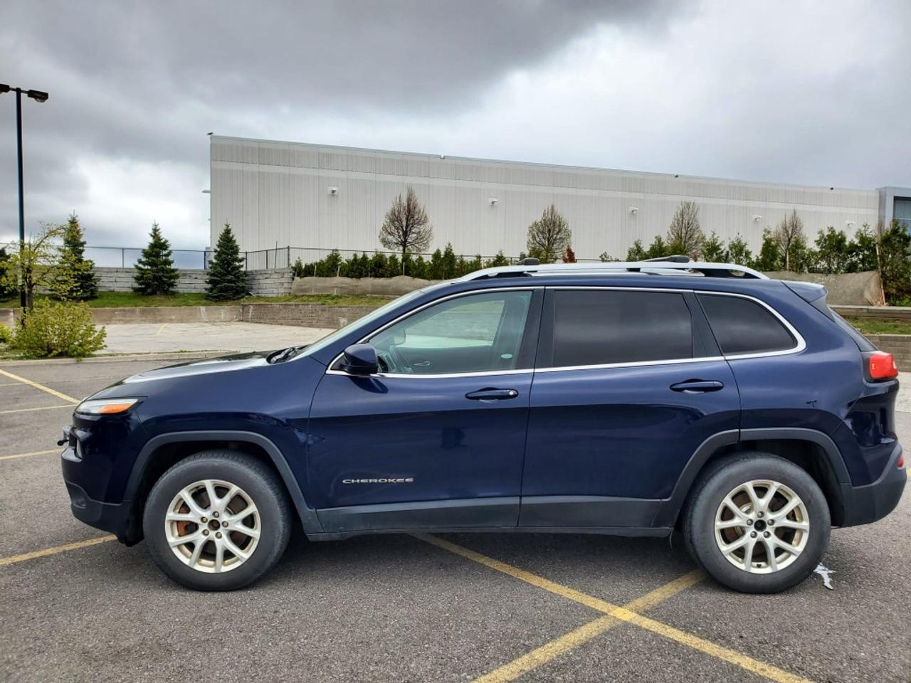 2016 Jeep Cherokee 4WD 4dr North Photo