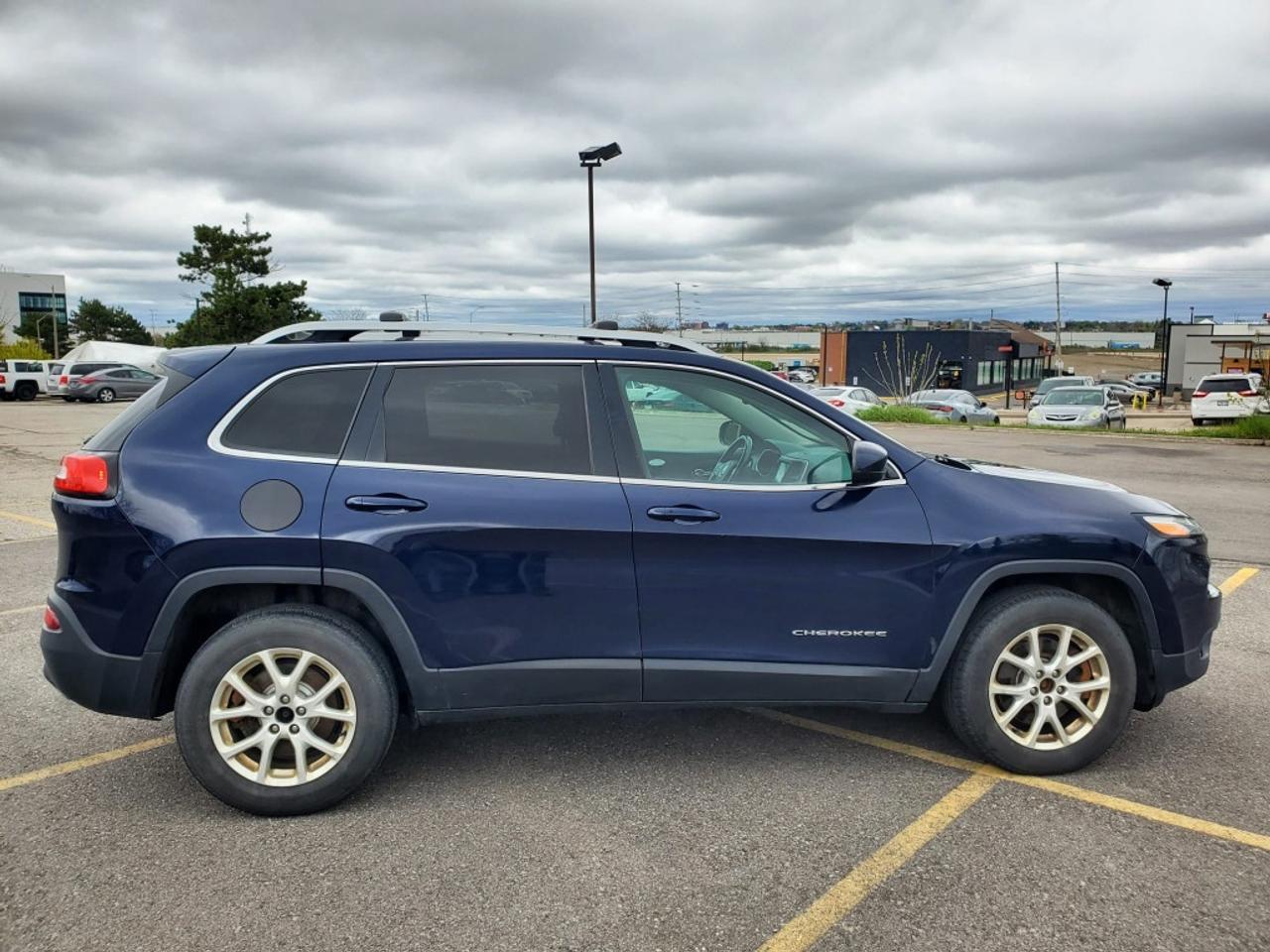 2016 Jeep Cherokee 4WD 4dr North Photo
