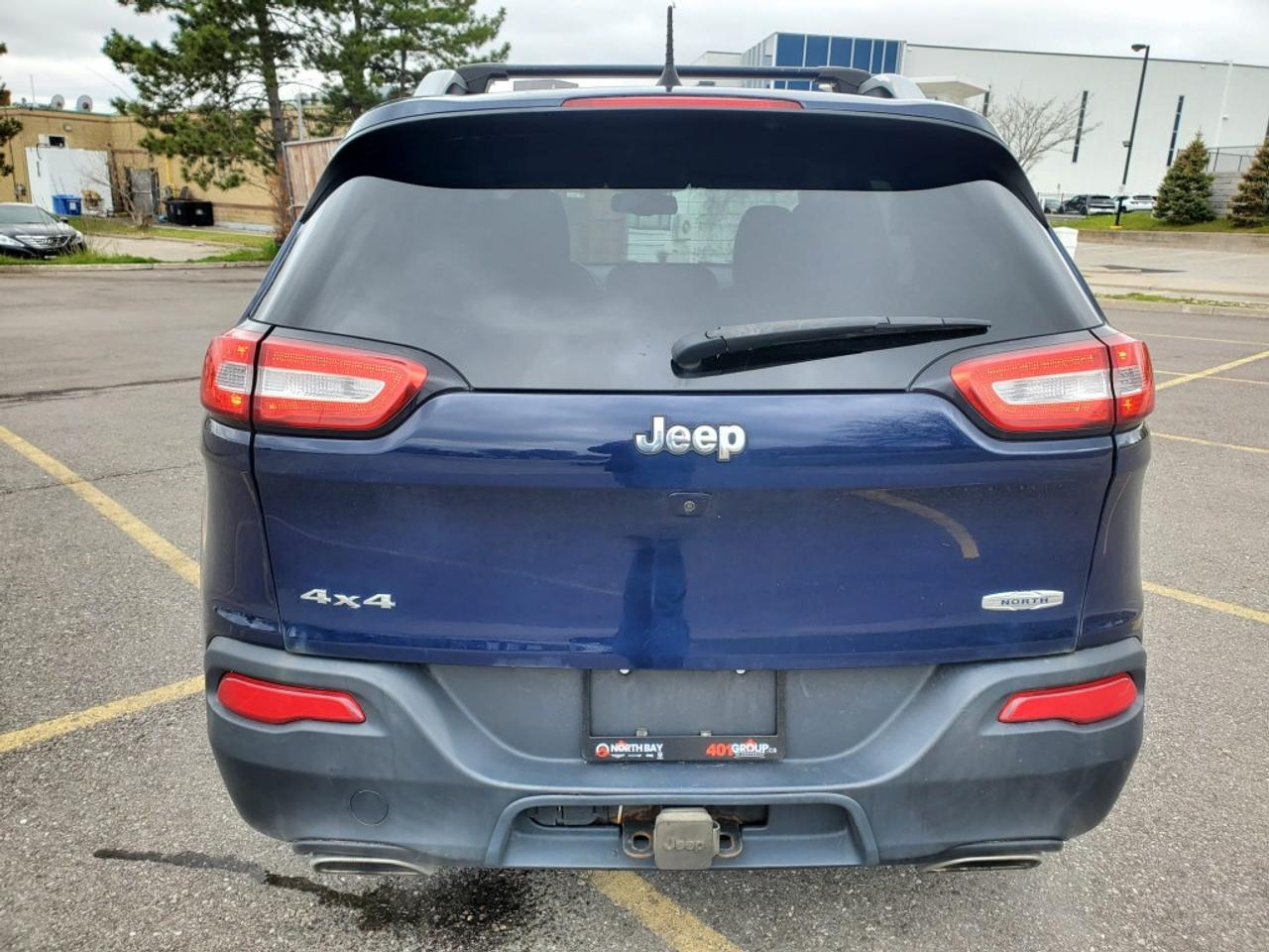 2016 Jeep Cherokee 4WD 4dr North Photo2