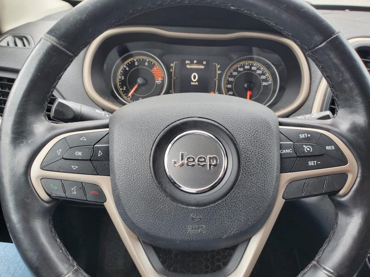 2016 Jeep Cherokee 4WD 4dr North Photo