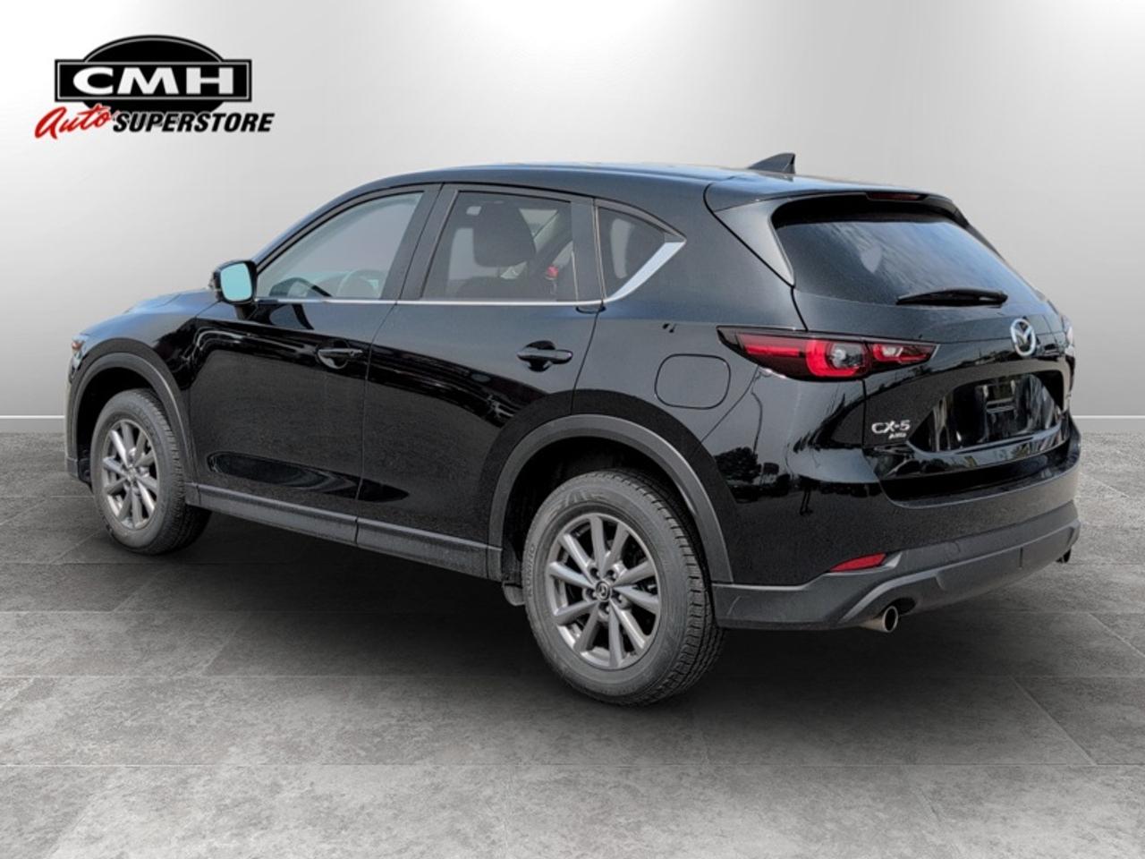 2024 Mazda CX-5 GS  **LEATHER - PWR GATE** Photo