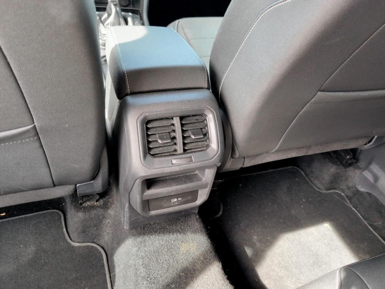 2024 Volkswagen Taos Comfortline Photo