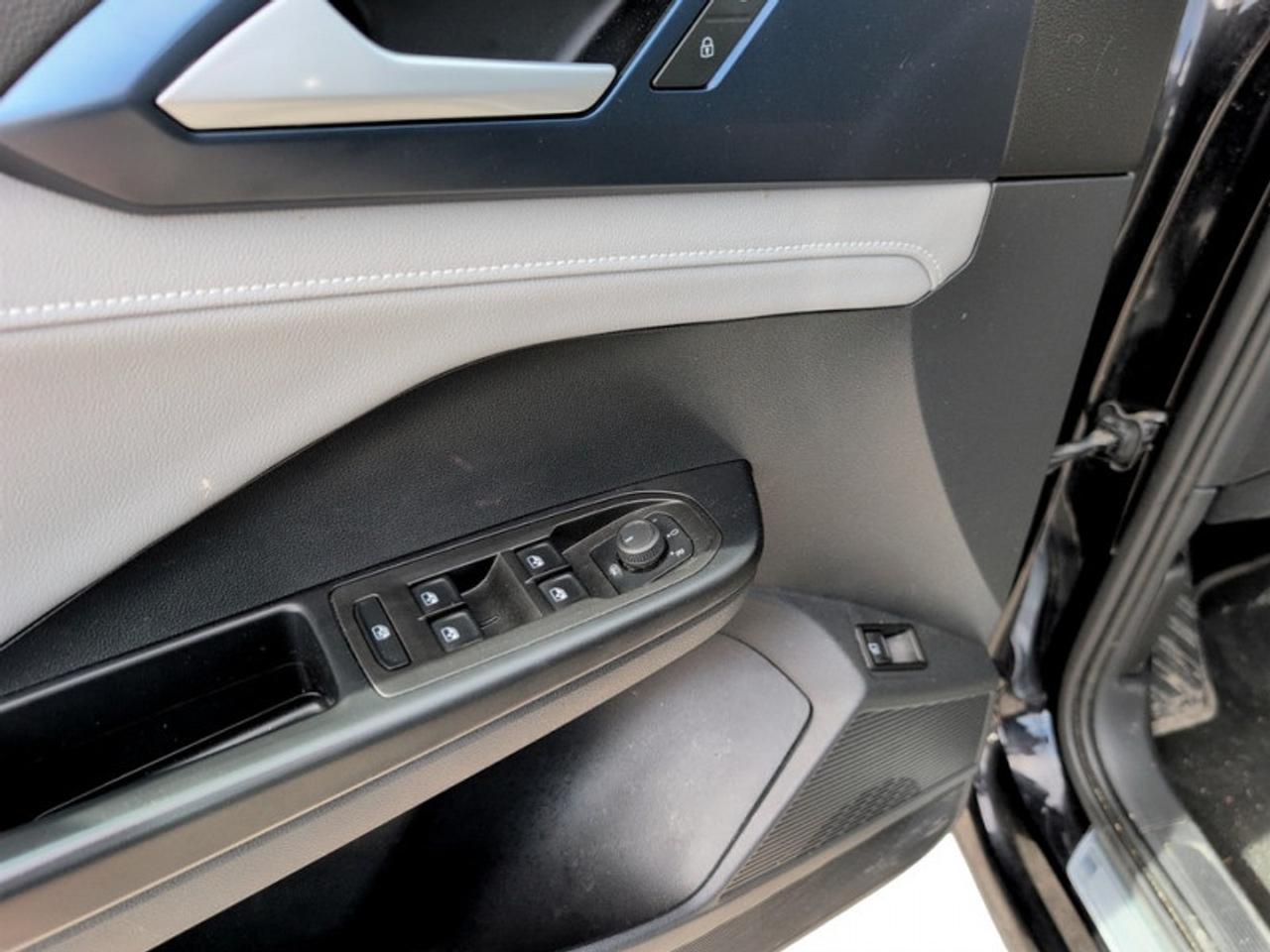 2024 Volkswagen Taos Comfortline Photo