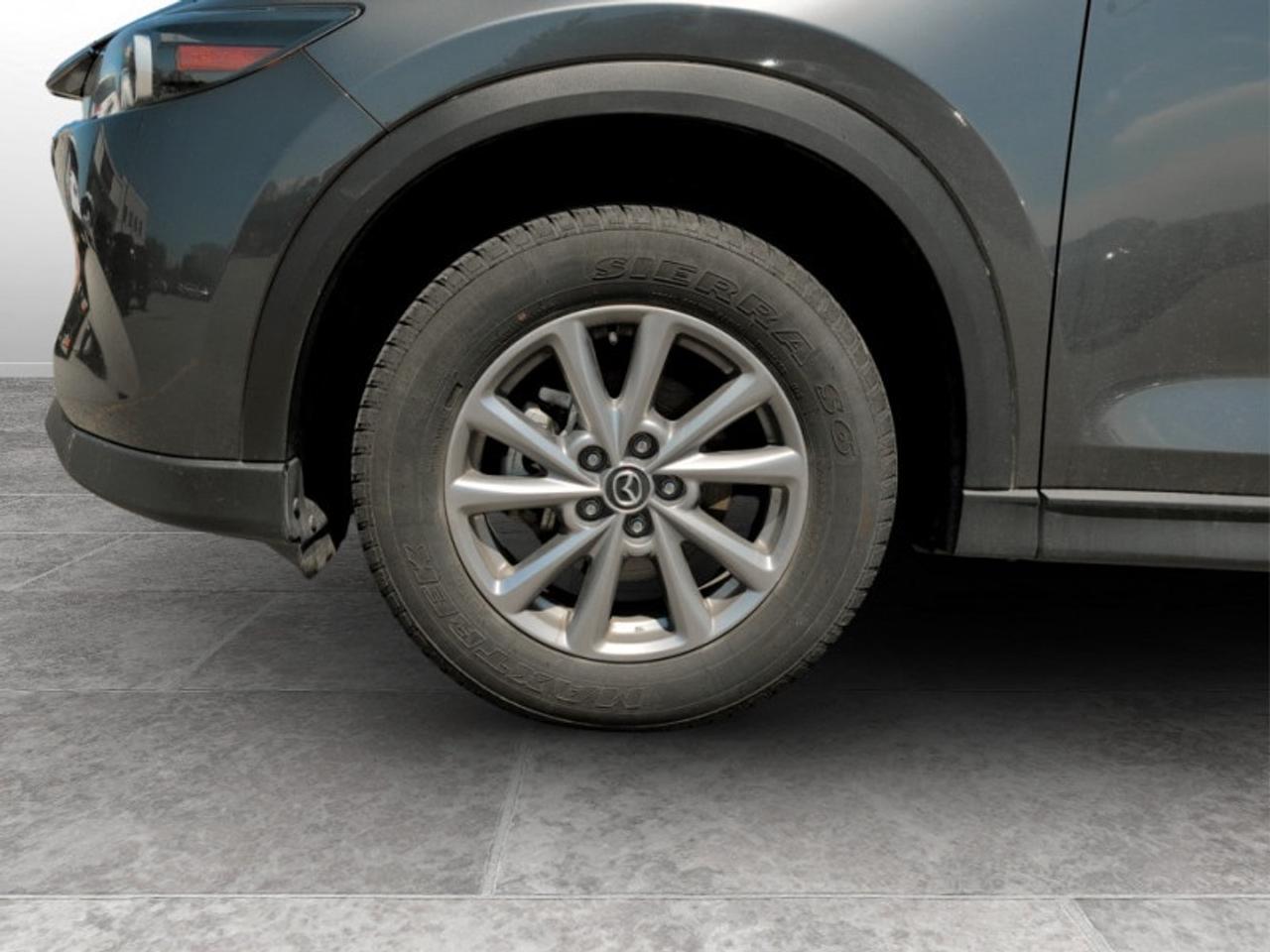 2024 Mazda CX-5 GS Photo