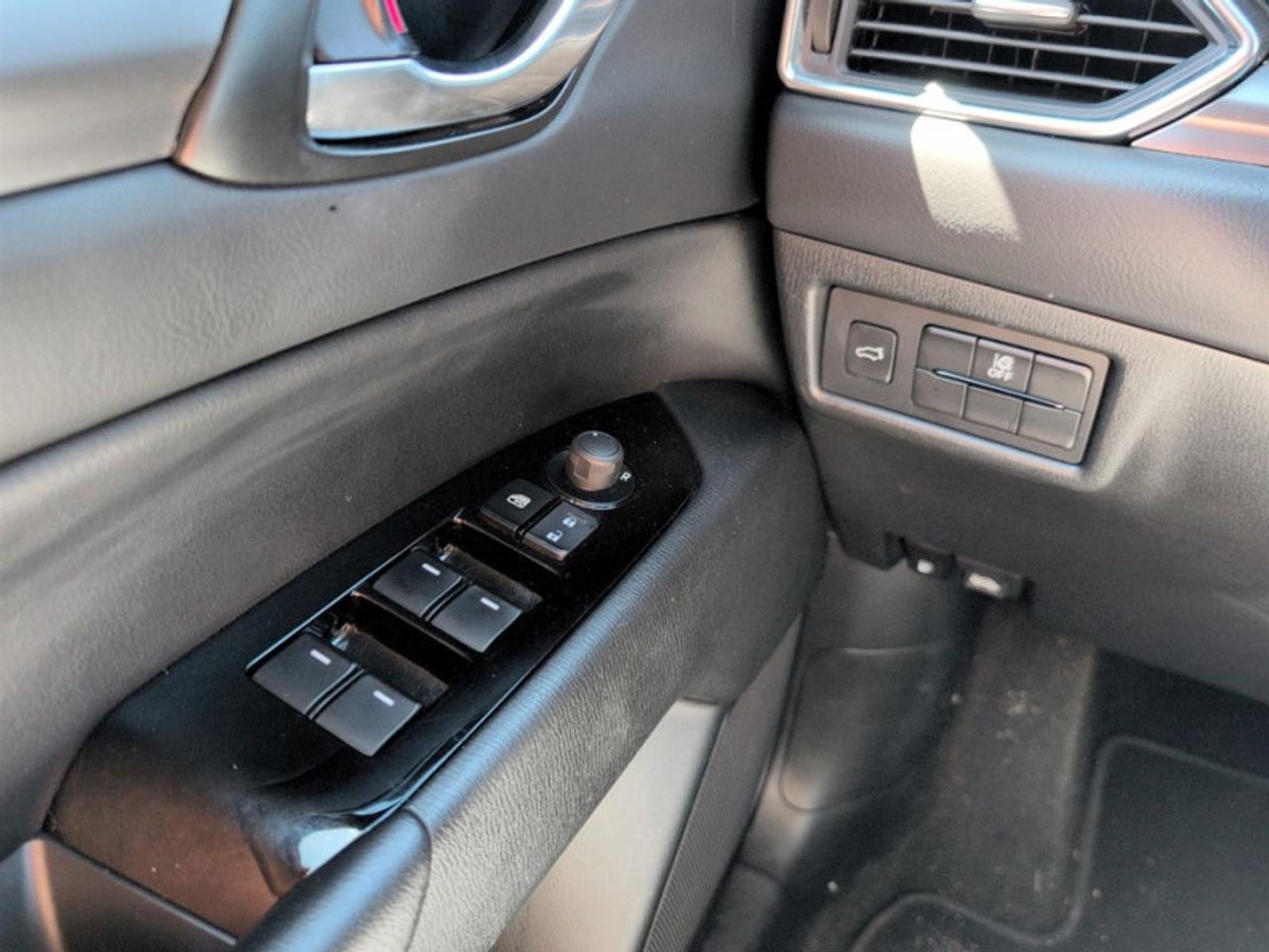 2024 Mazda CX-5 GS Photo
