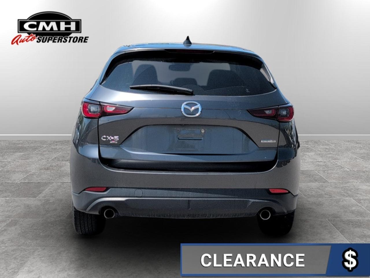 2024 Mazda CX-5 GS  **CLEAN CARFAX** Photo