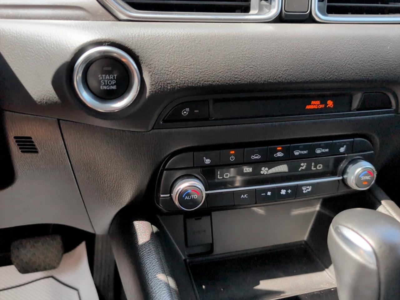 2024 Mazda CX-5 GS  **CLEAN CARFAX** Photo