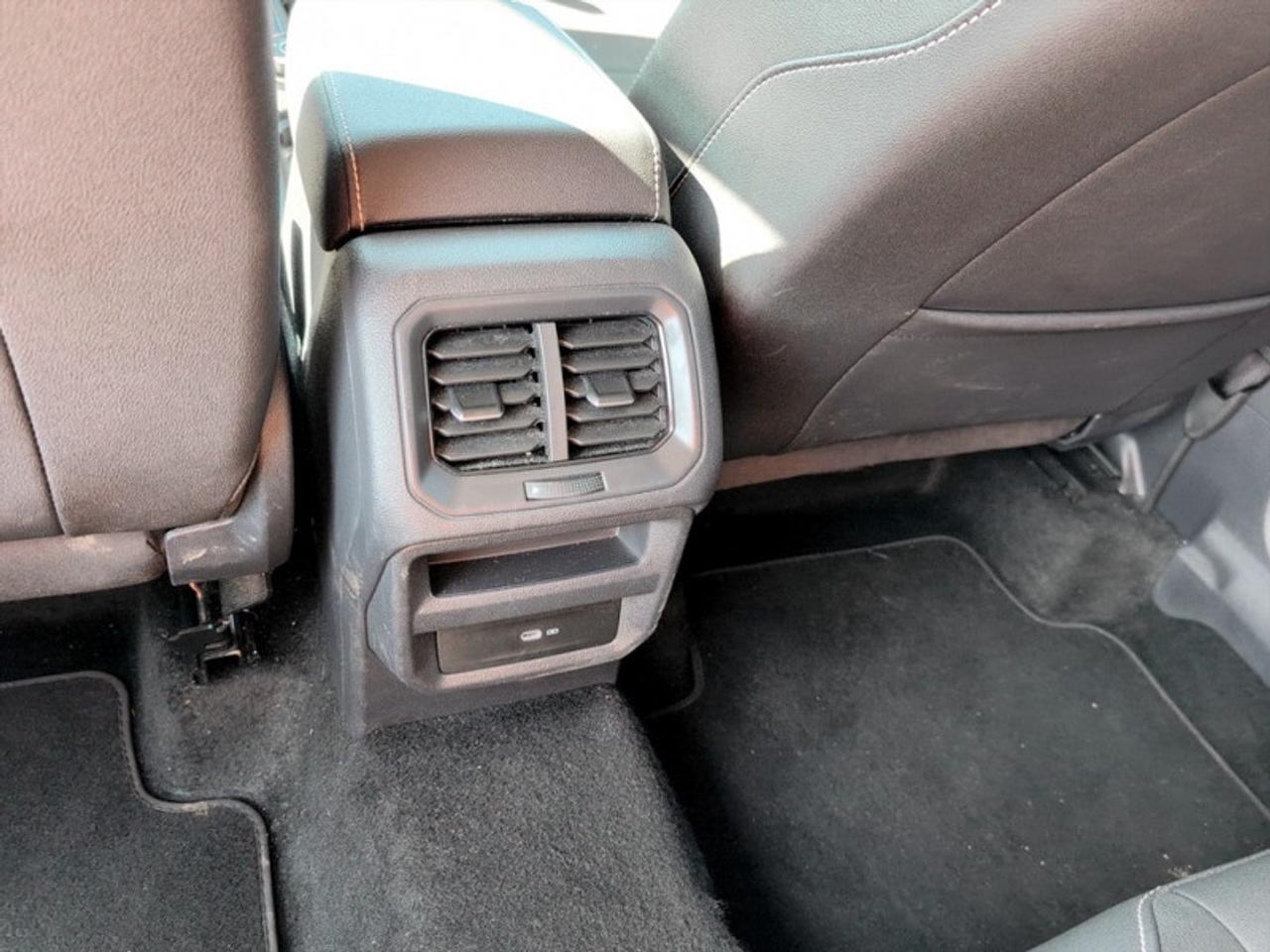 2024 Volkswagen Taos Comfortline Photo