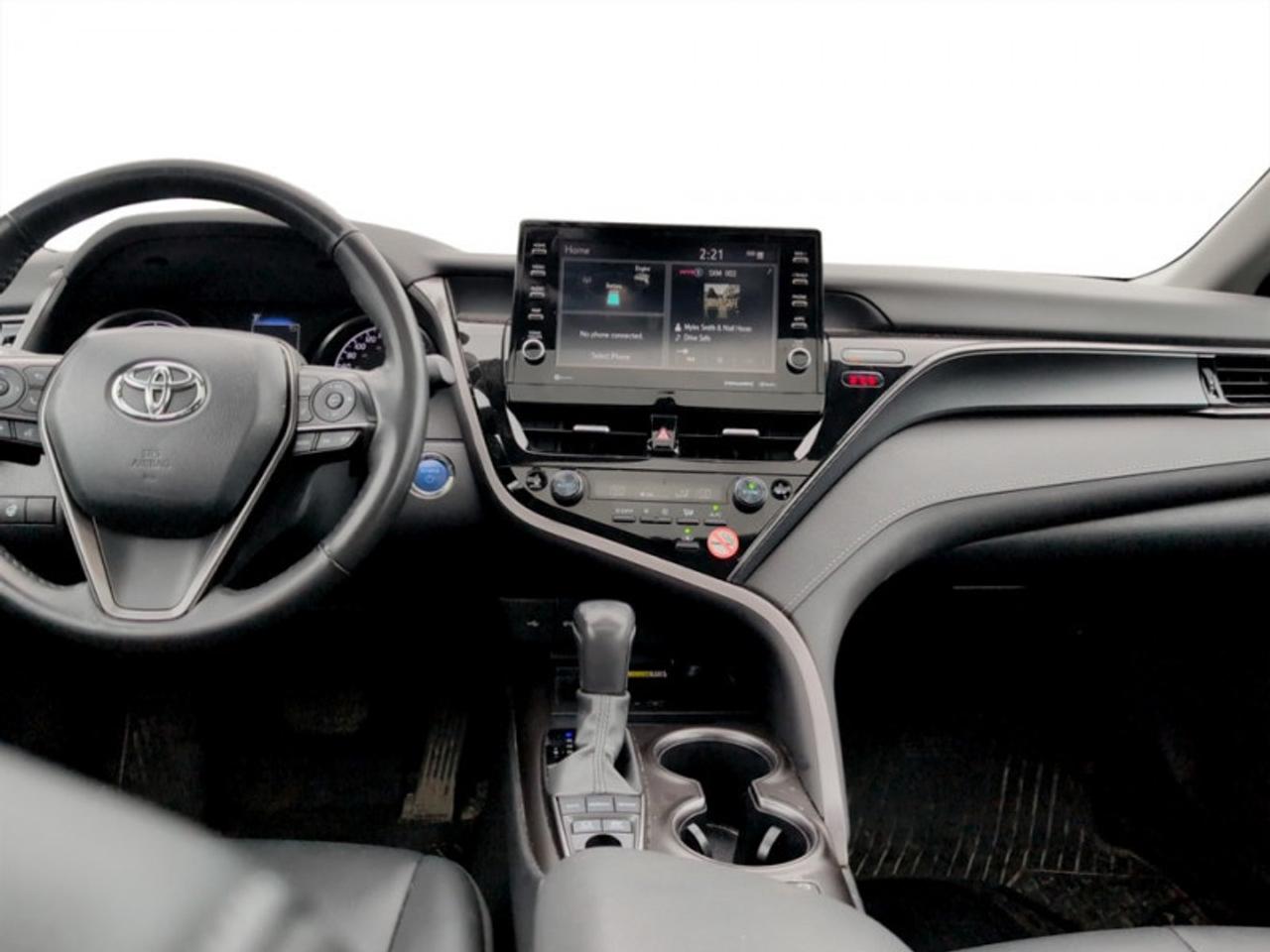 2024 Toyota Camry SE Photo