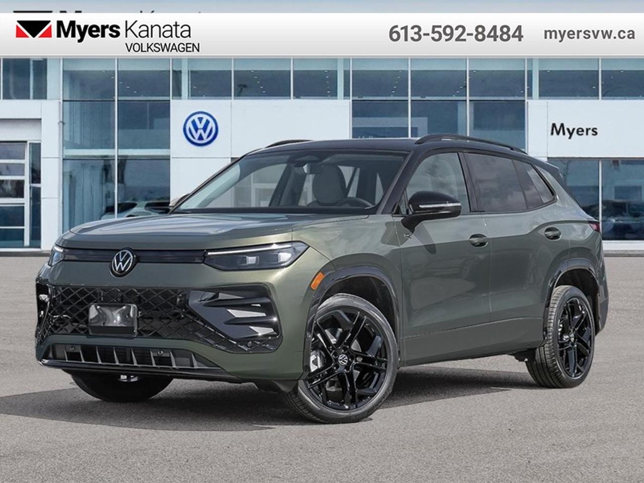 2026 Volkswagen Tiguan Comfortline R-Line Black Edition Photo0