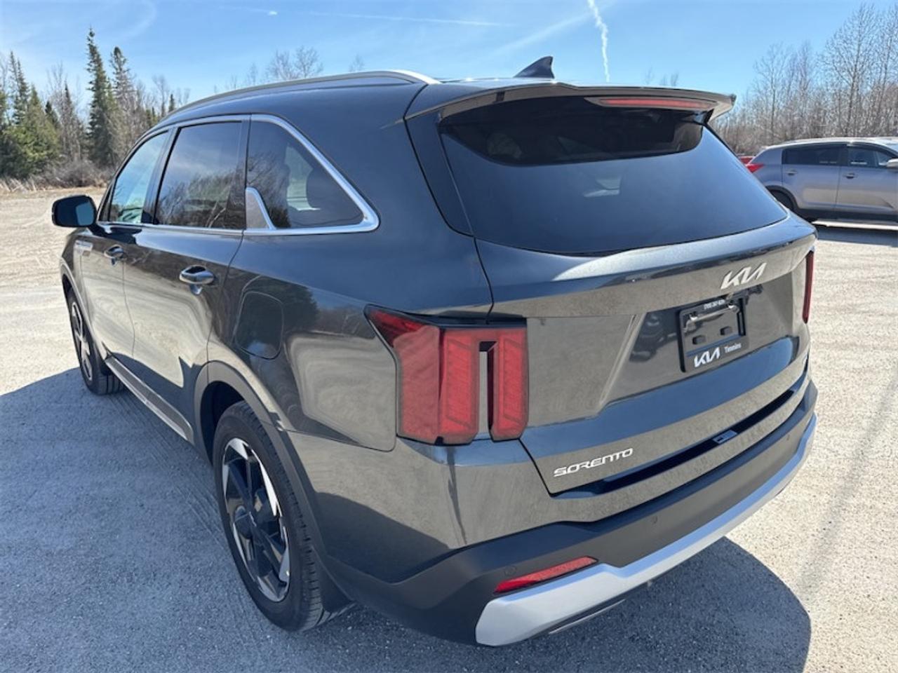 2026 Kia Sorento Hybrid EX  -  - Air - Rear Air - $338 B/W Photo