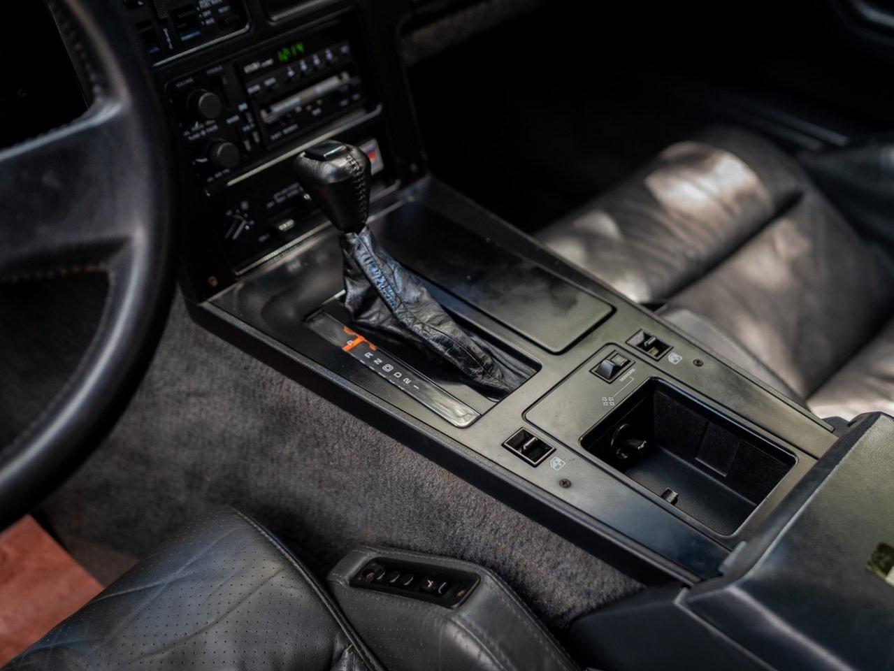 1986 Chevrolet Corvette Convertible Photo