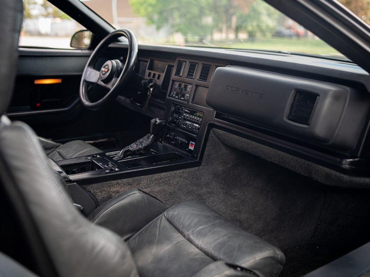1986 Chevrolet Corvette Convertible Photo