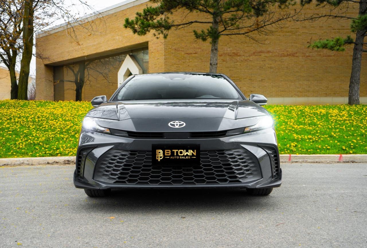 2026 Toyota Camry SE Photo