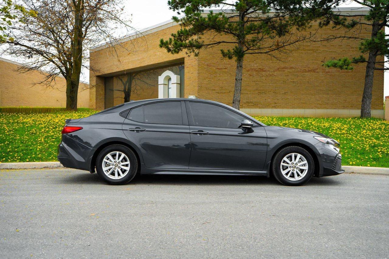 2026 Toyota Camry SE Photo