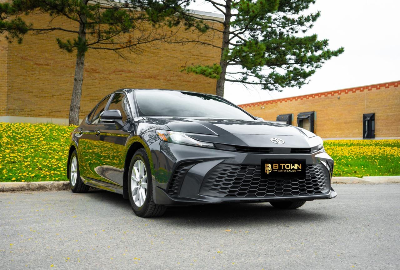 2026 Toyota Camry SE Photo