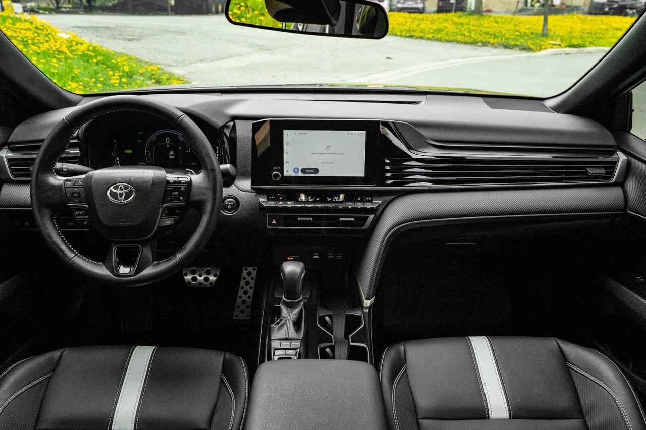 2026 Toyota Camry SE Photo