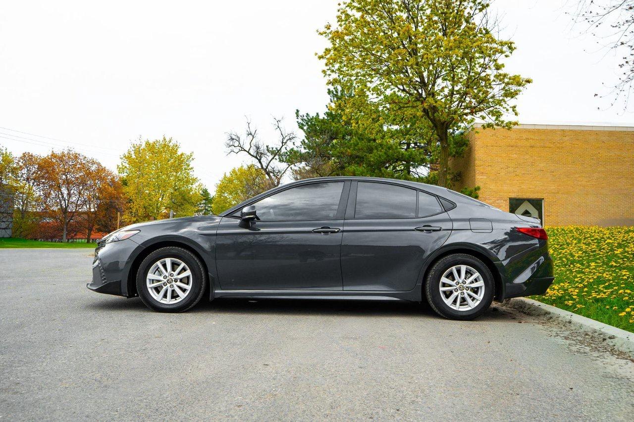 2026 Toyota Camry SE Photo