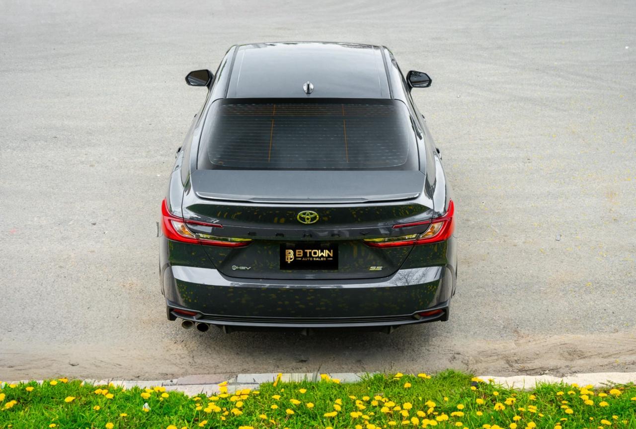 2026 Toyota Camry SE Photo