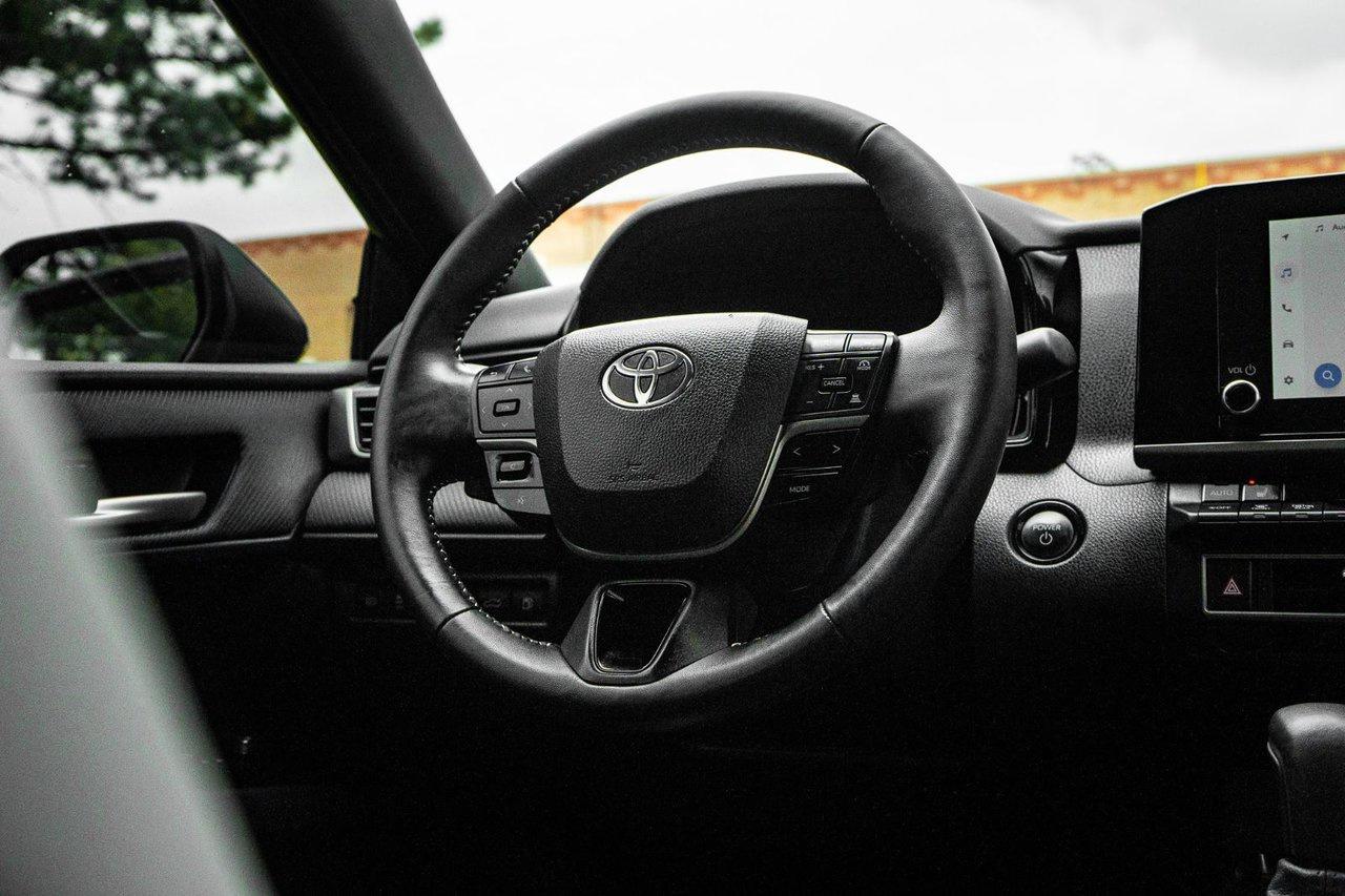 2026 Toyota Camry SE Photo