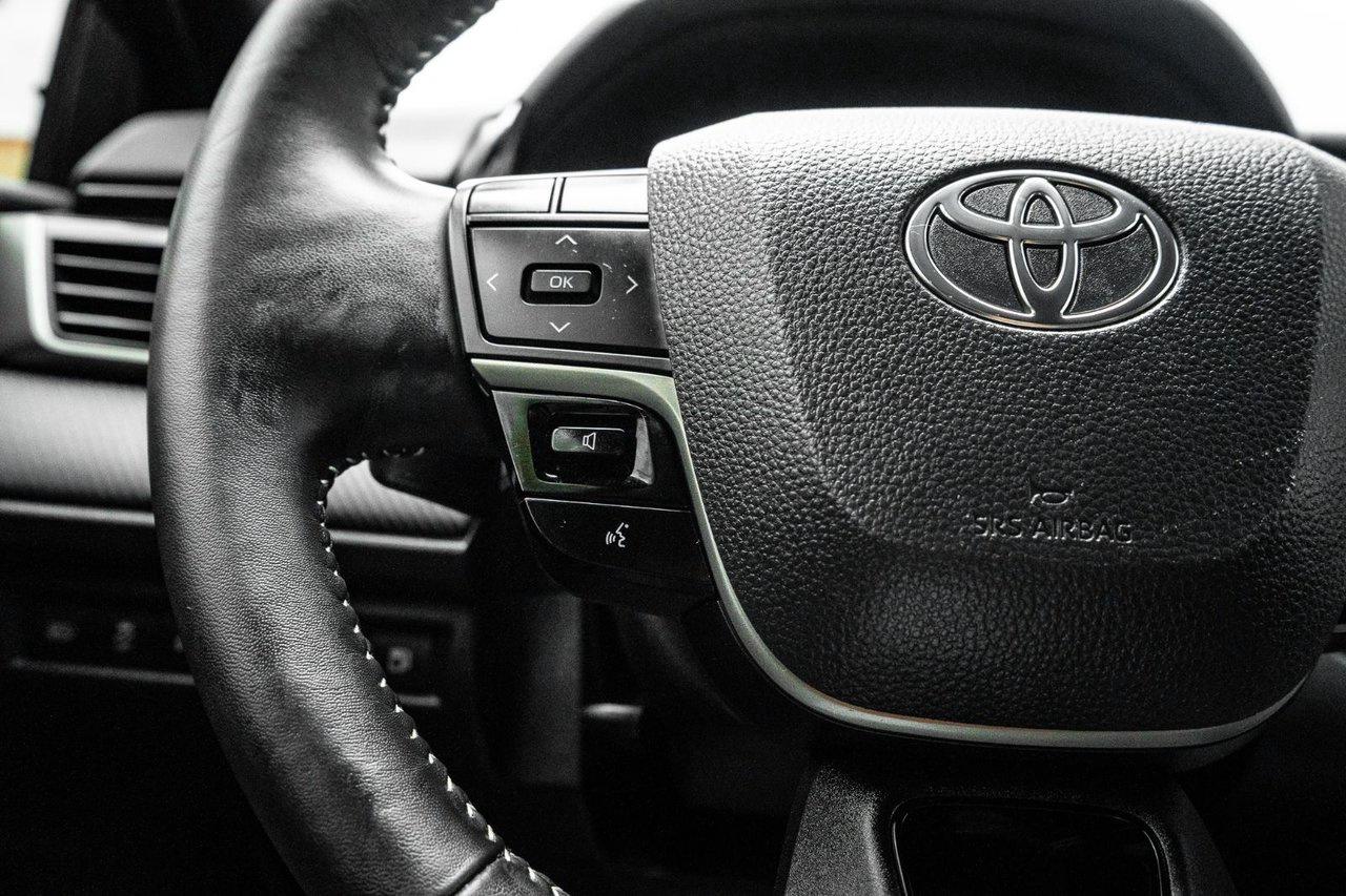 2026 Toyota Camry SE Photo