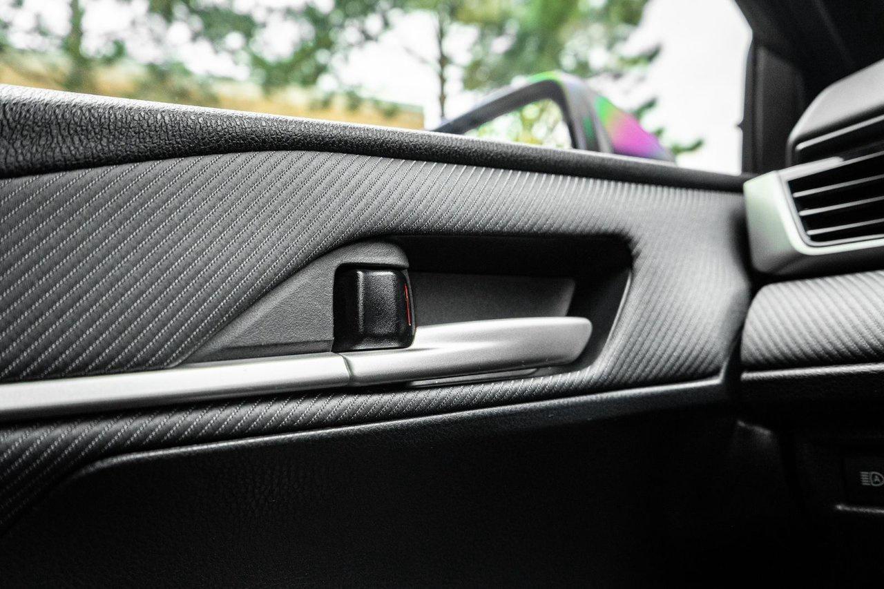 2026 Toyota Camry SE Photo