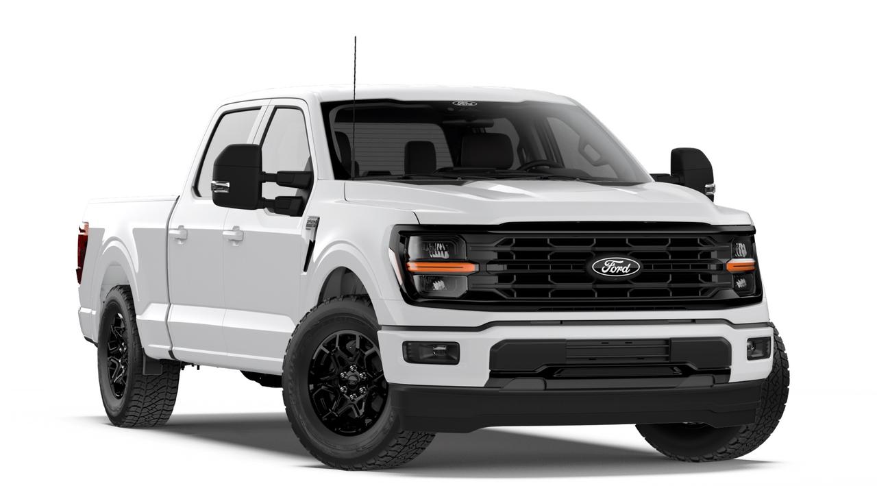 2026 Ford F-150 XLT Photo3