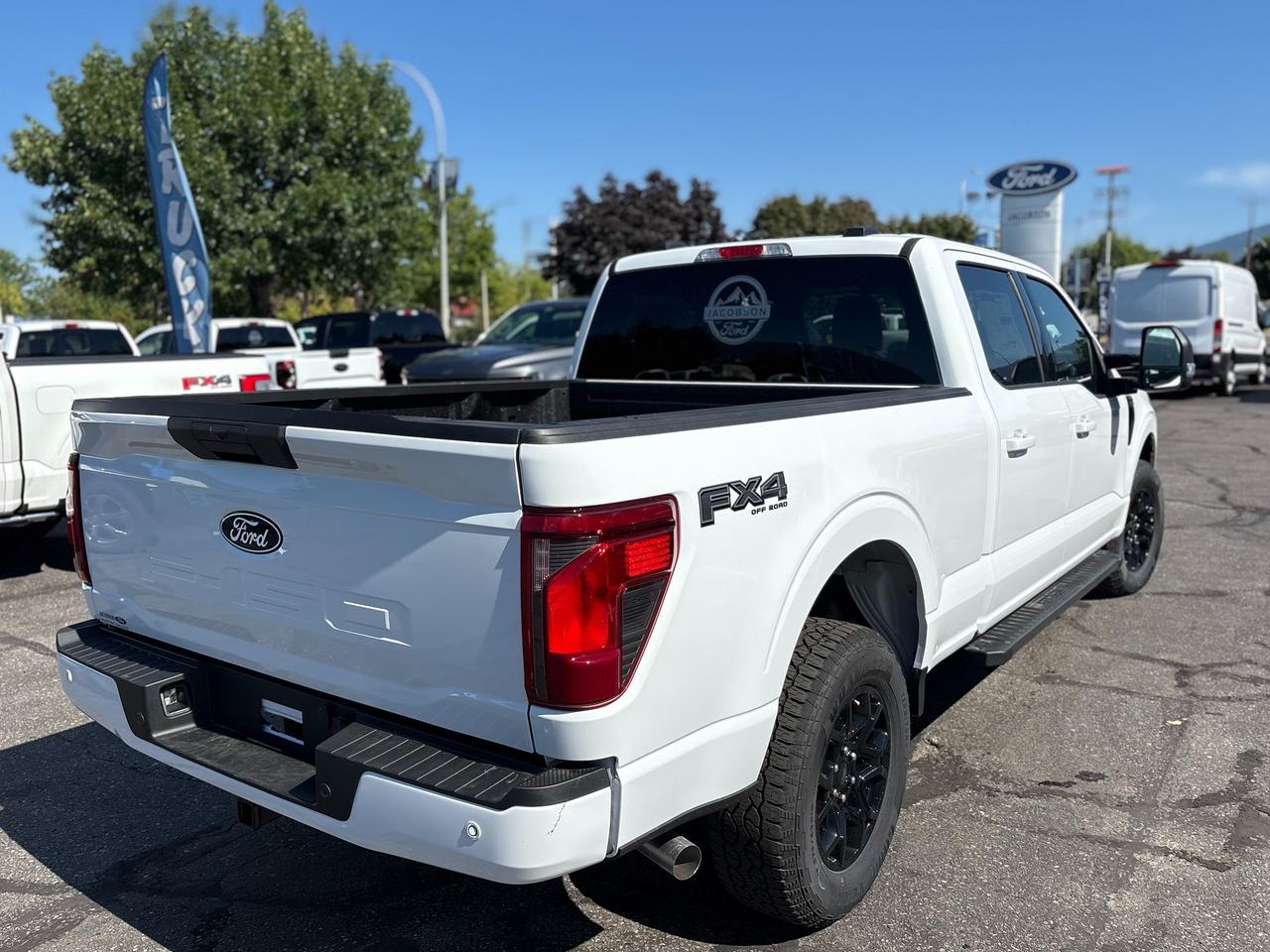 2026 Ford F-150 XLT Photo4