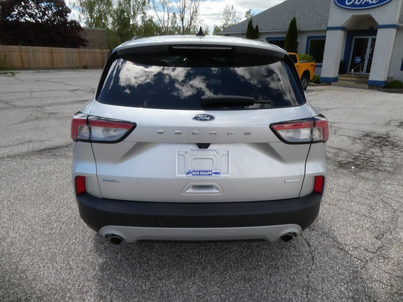 2020 Ford Escape SEL | Heated Seats | Backup Cam | Heated Steering | Photo