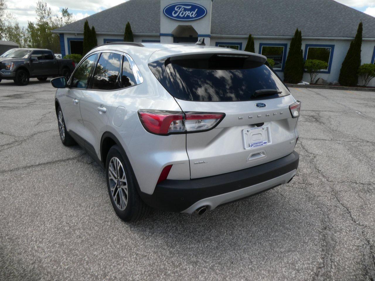 2020 Ford Escape SEL | Heated Seats | Backup Cam | Heated Steering | Photo