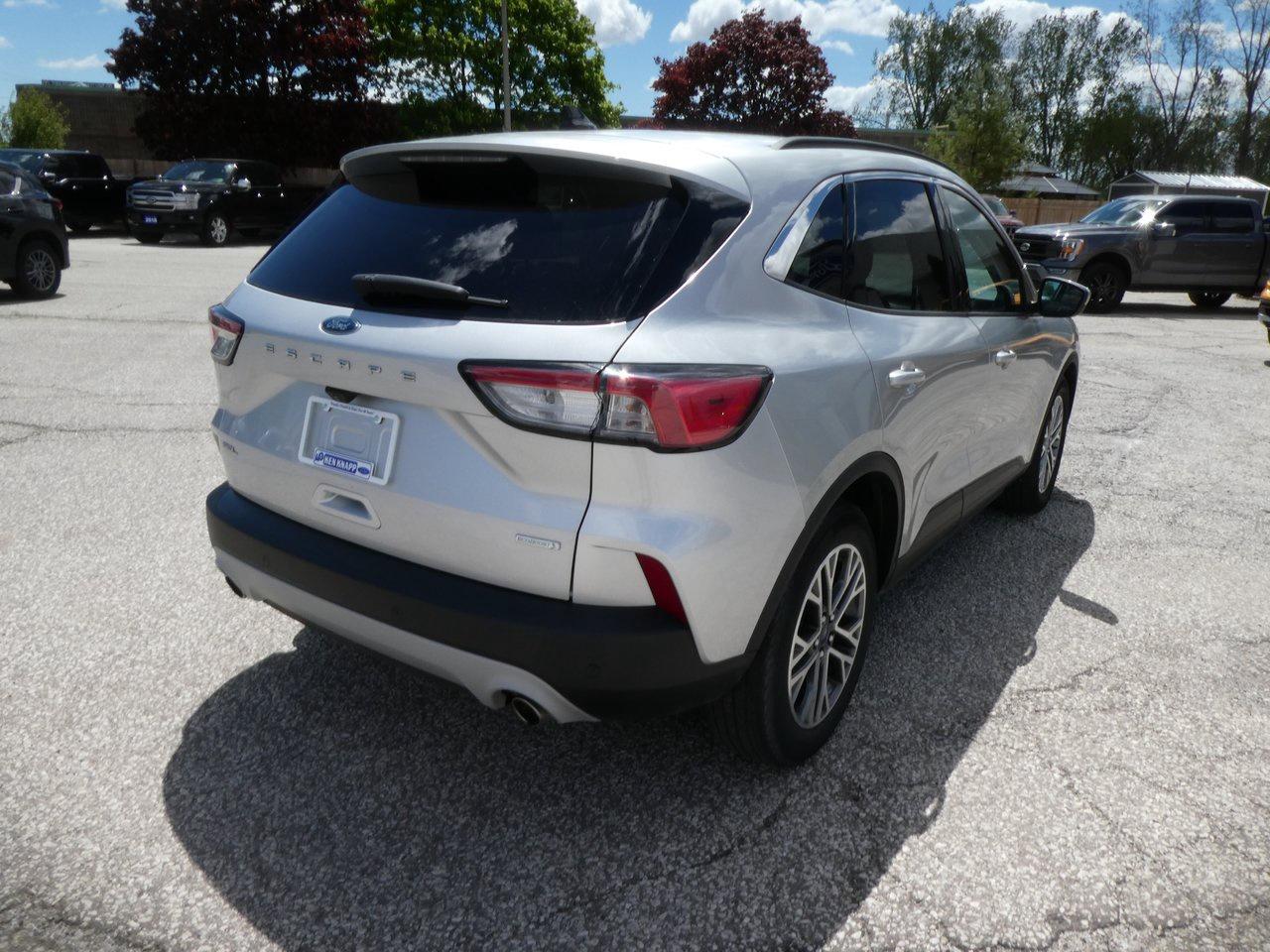 2020 Ford Escape SEL | Heated Seats | Backup Cam | Heated Steering | Photo4
