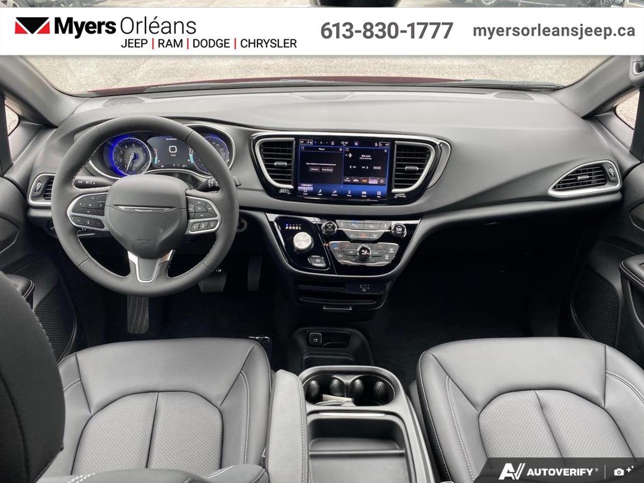 2027 Dodge Grand Caravan SXT Photo