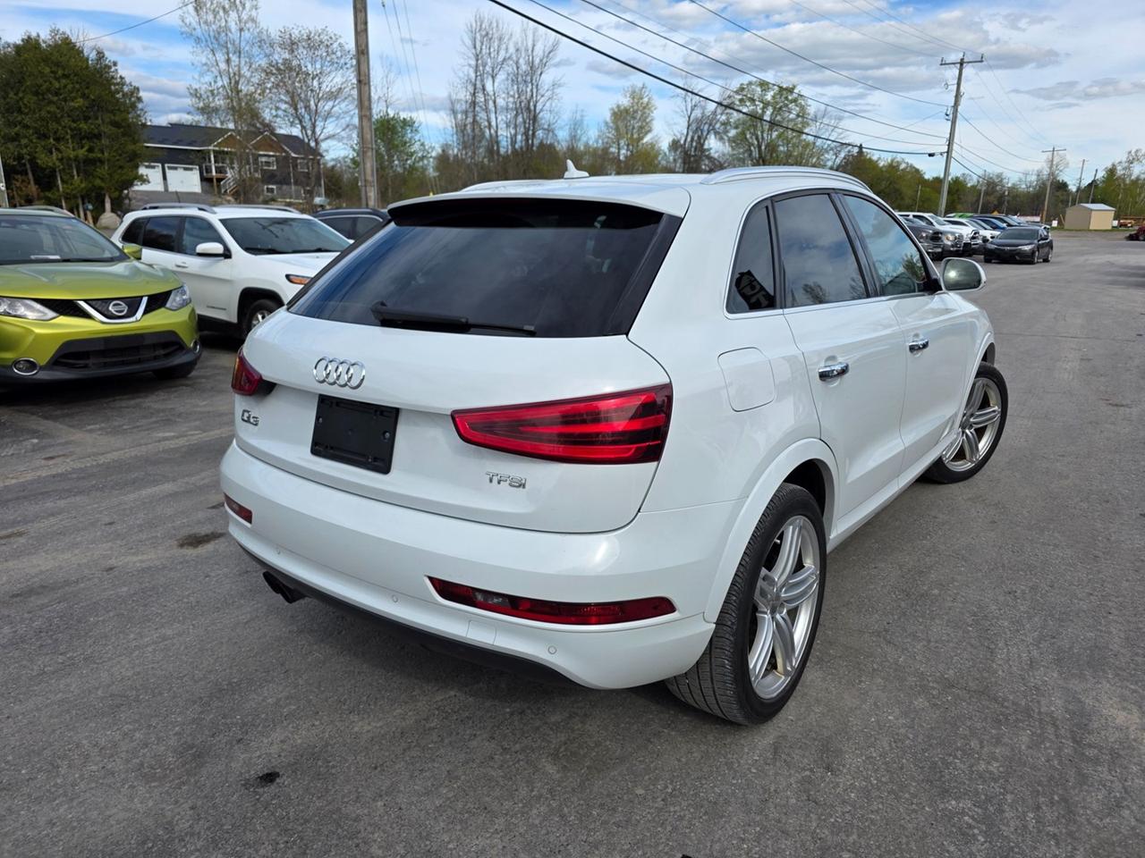 2015 Audi Q3 Technik Photo4