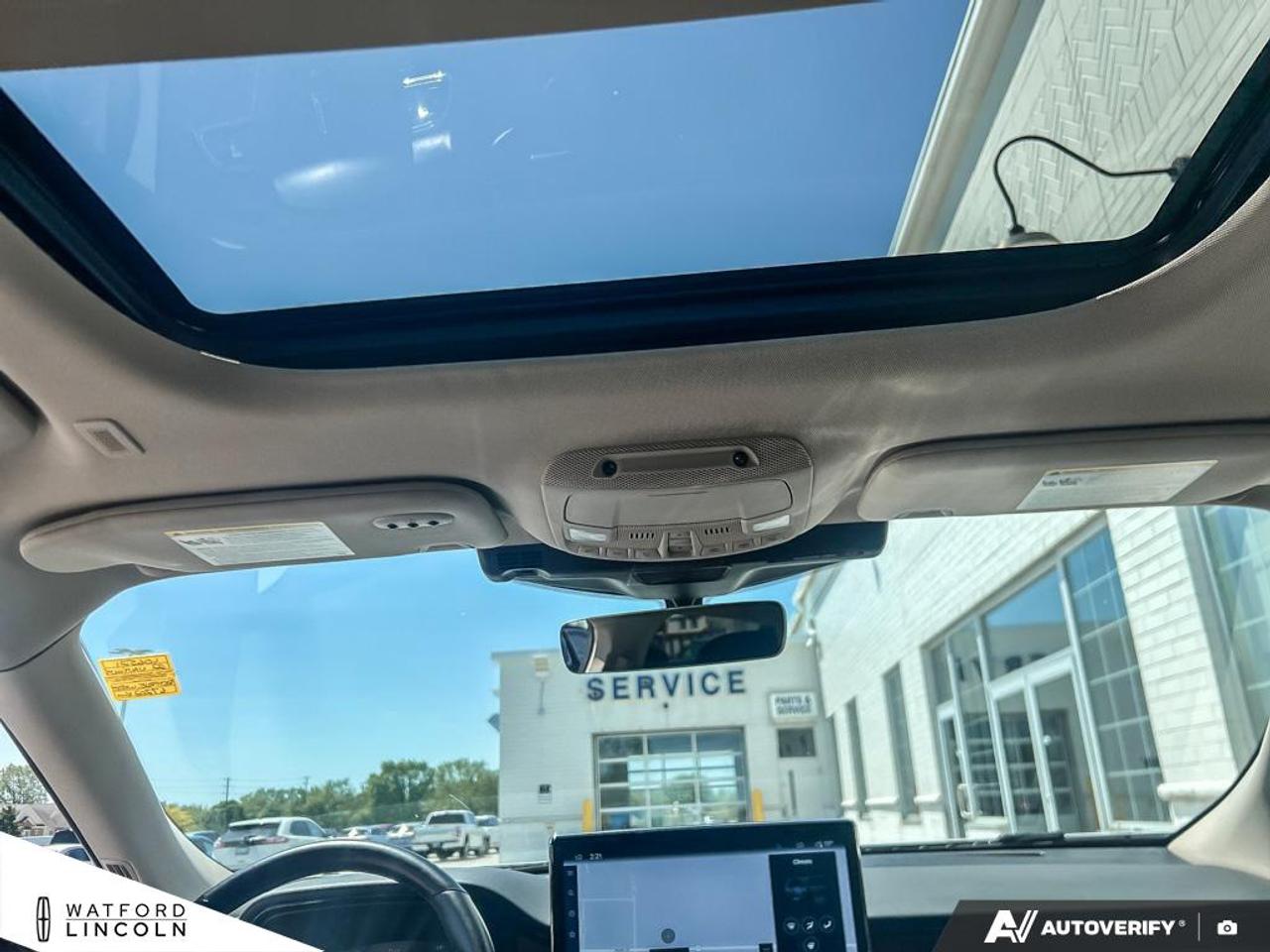 2022 Lincoln Nautilus Reserve AWD Photo