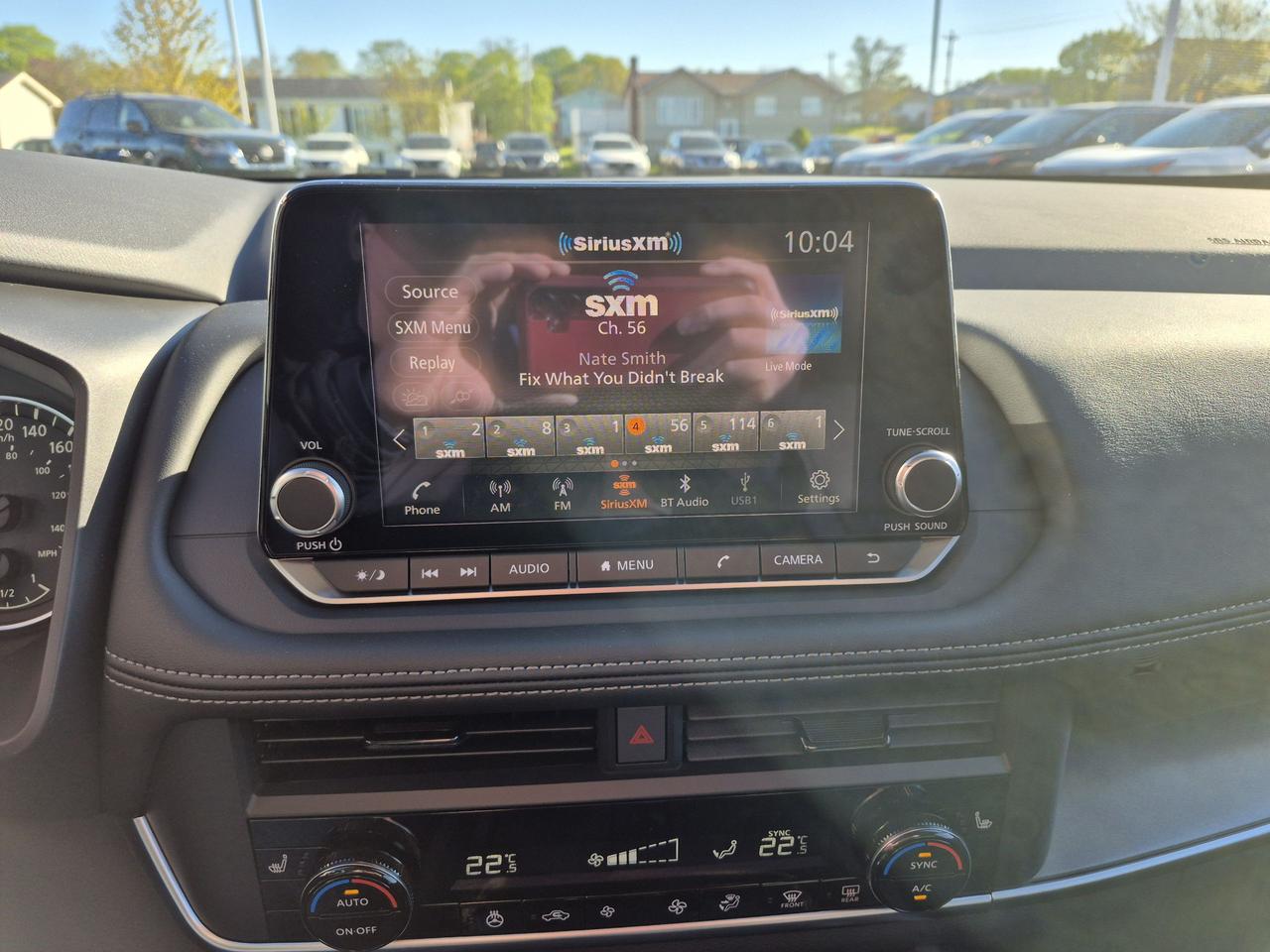 2026 Nissan Rogue SV MOONROOF Photo