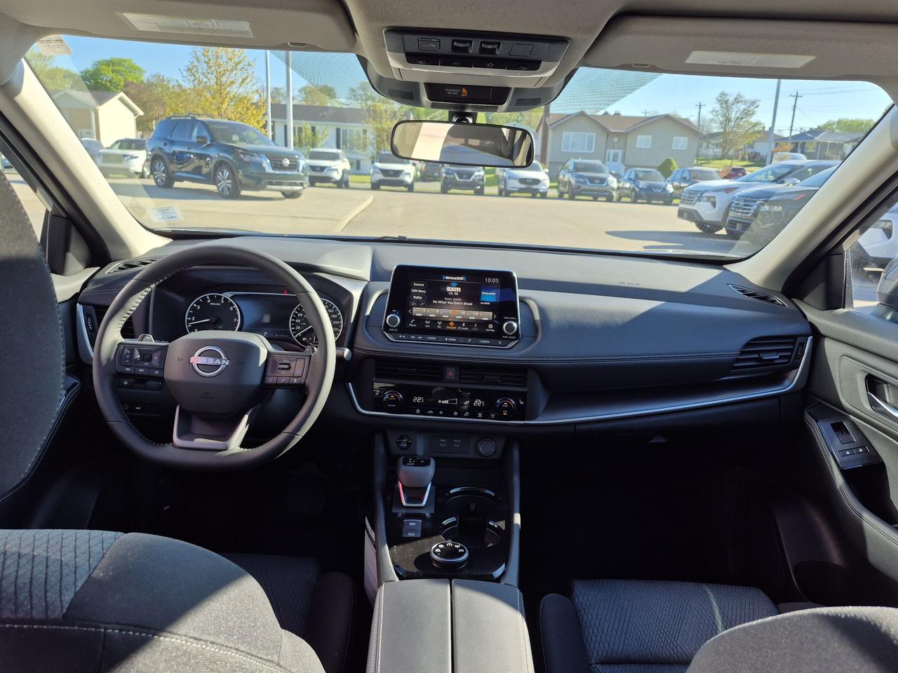 2026 Nissan Rogue SV MOONROOF Photo