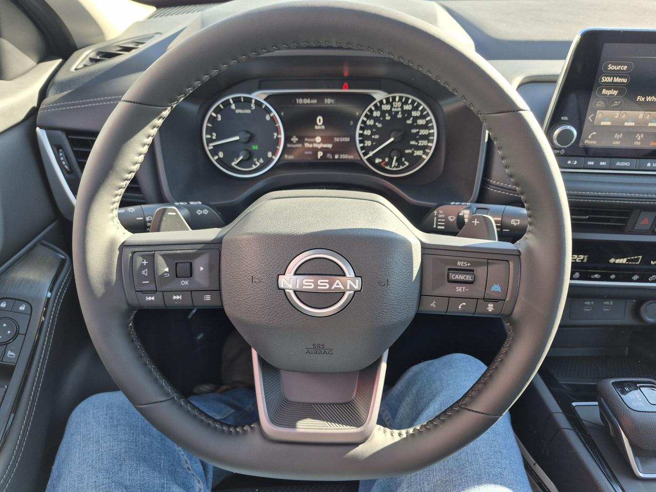 2026 Nissan Rogue SV MOONROOF Photo