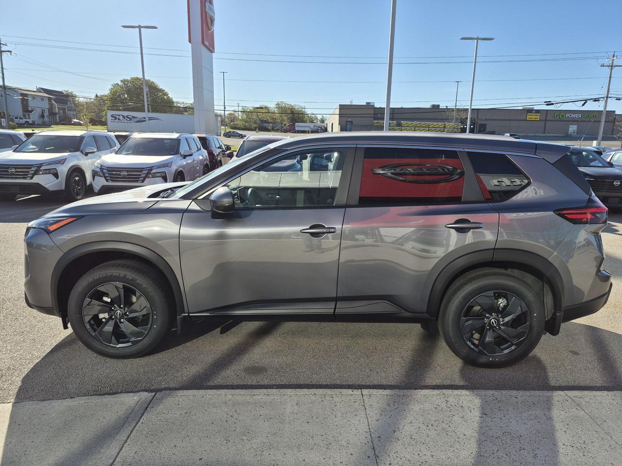 2026 Nissan Rogue SV MOONROOF Photo