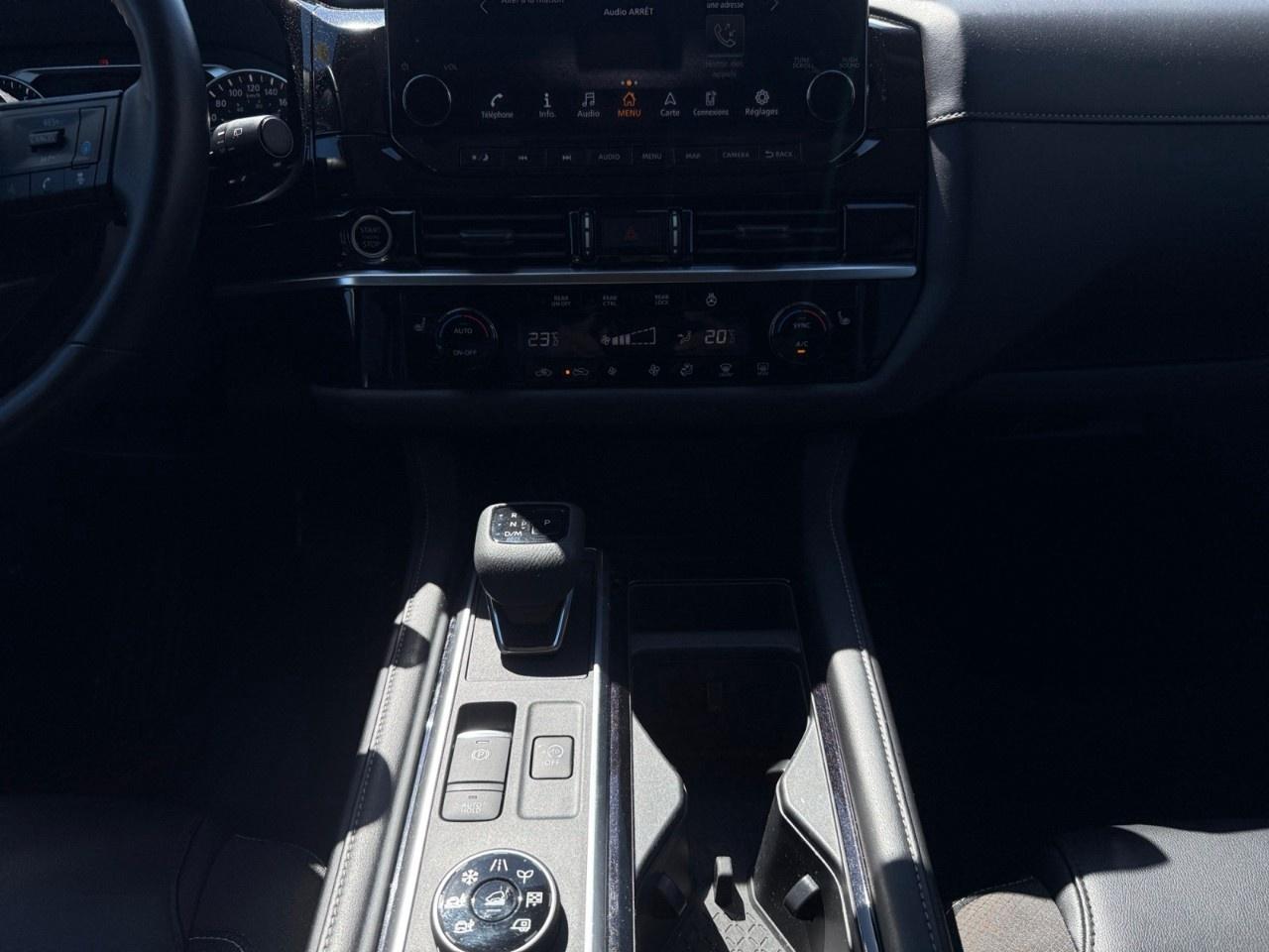 2023 Nissan Pathfinder SL 4WD Photo