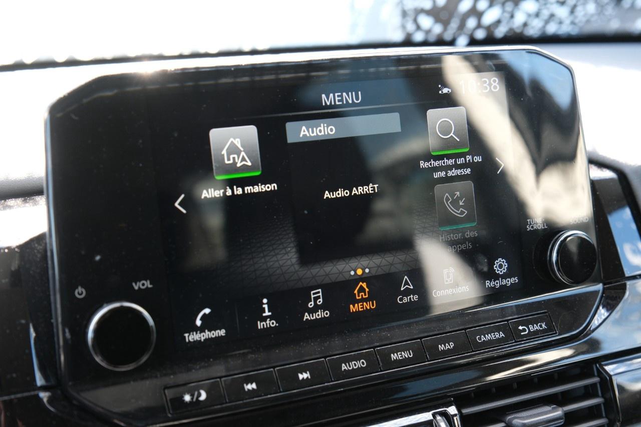 2023 Nissan Pathfinder SL 4WD Photo