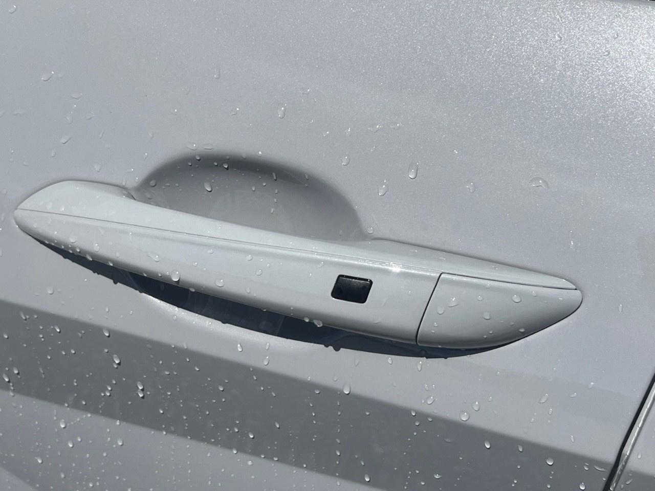 2026 Hyundai Elantra Preferred IVT Photo