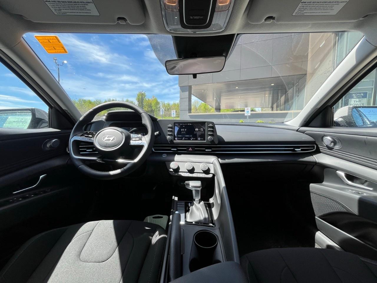 2026 Hyundai Elantra Preferred IVT Photo
