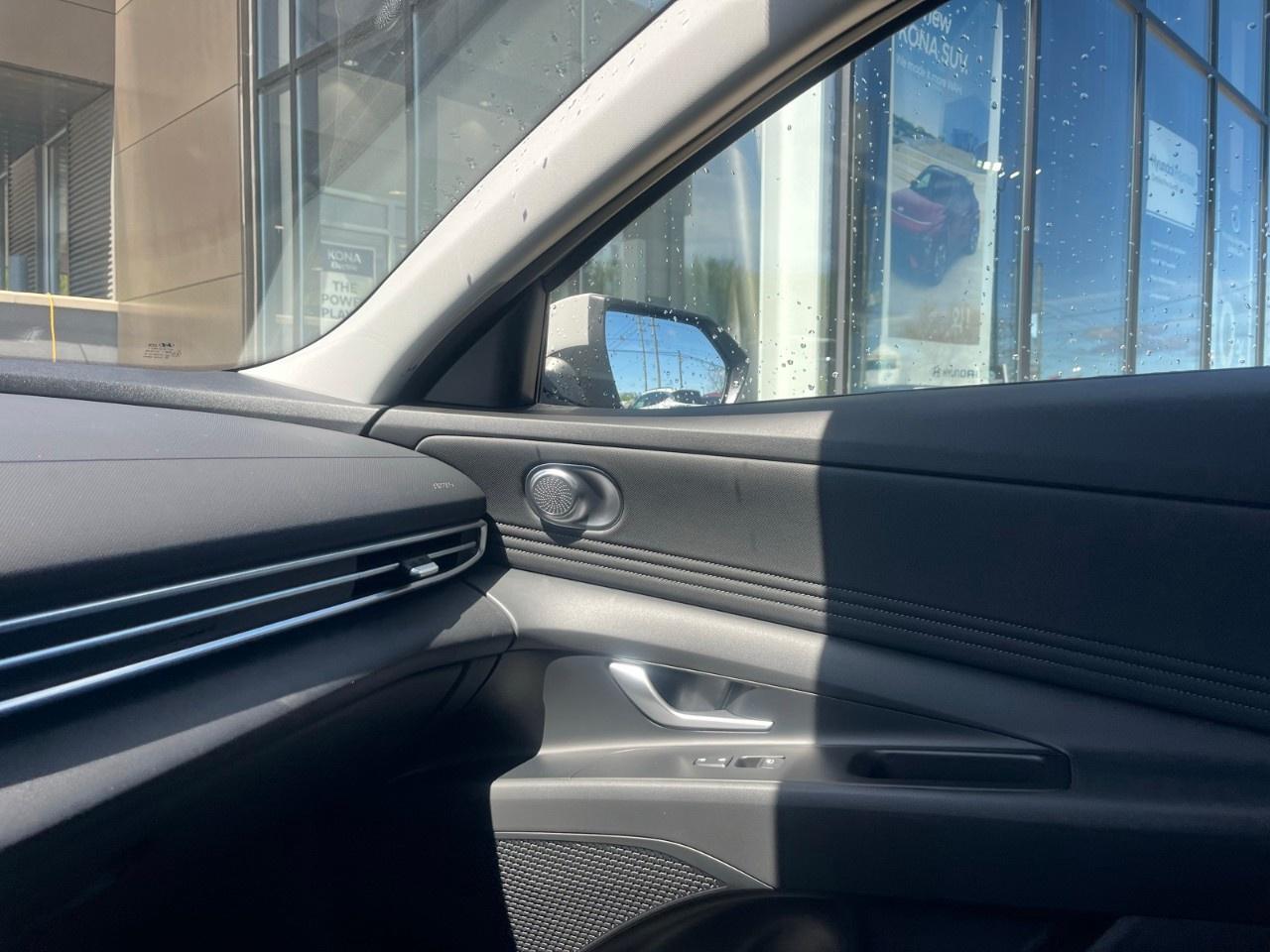 2026 Hyundai Elantra Preferred IVT Photo
