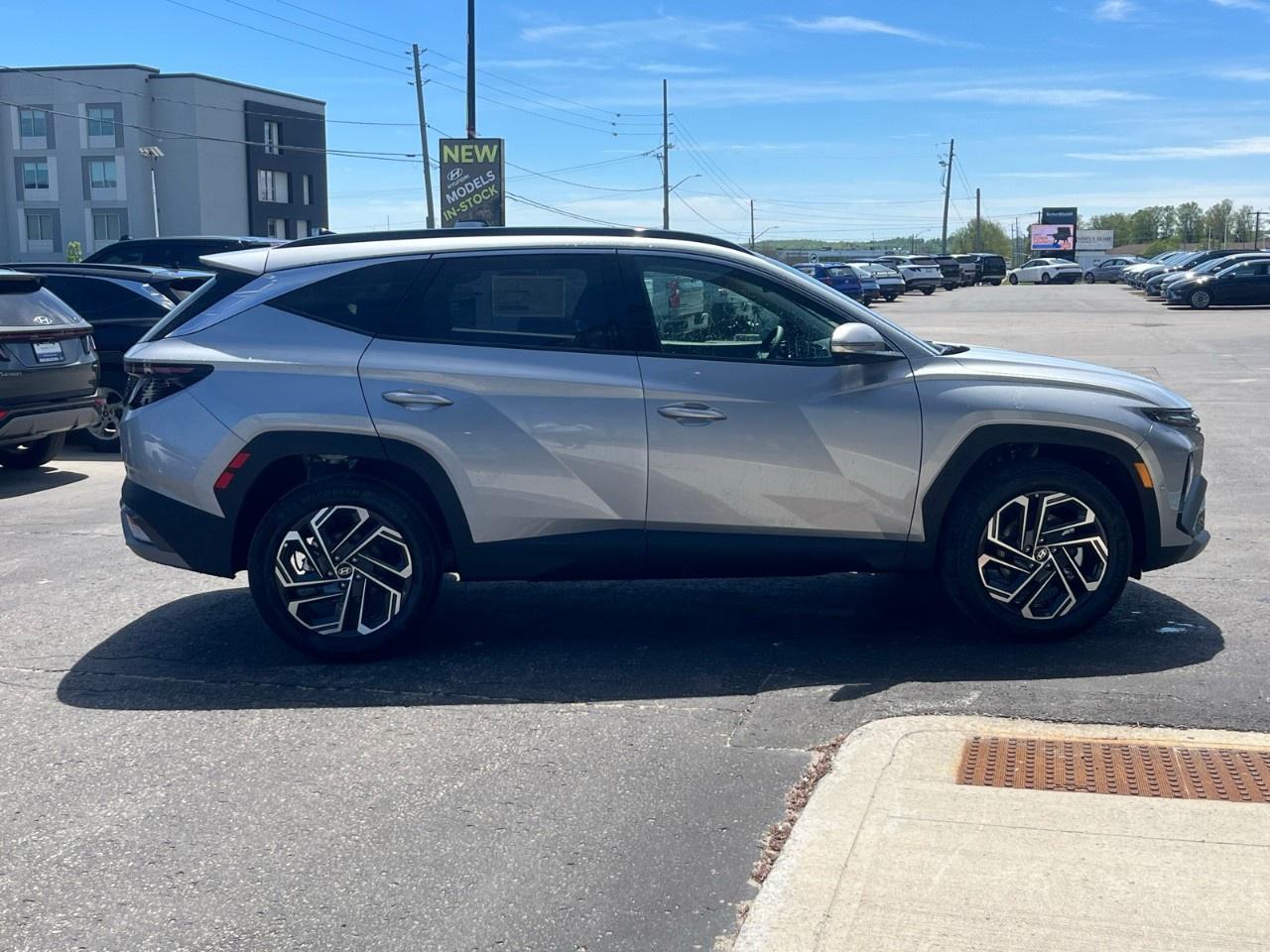 2026 Hyundai Tucson Hybrid Ultimate AWD Photo