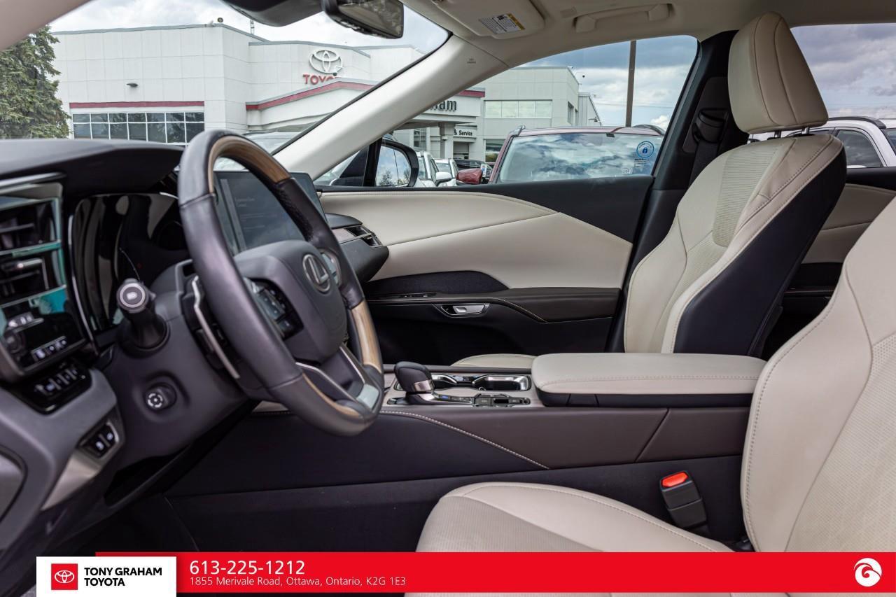 2023 Lexus RX 350H Ultra Luxury Package Photo
