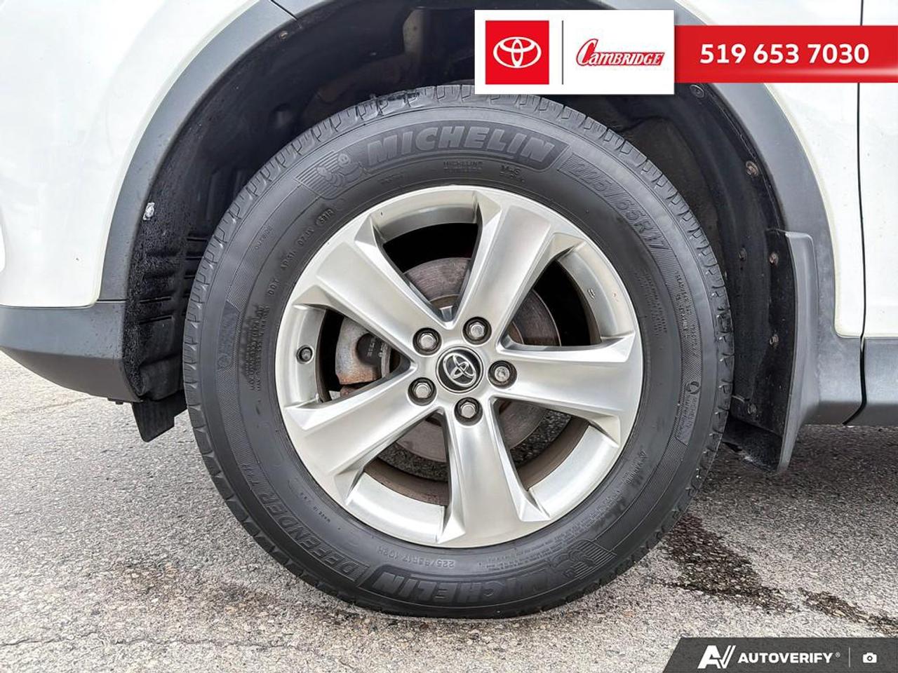 2015 Toyota RAV4 XLE Photo