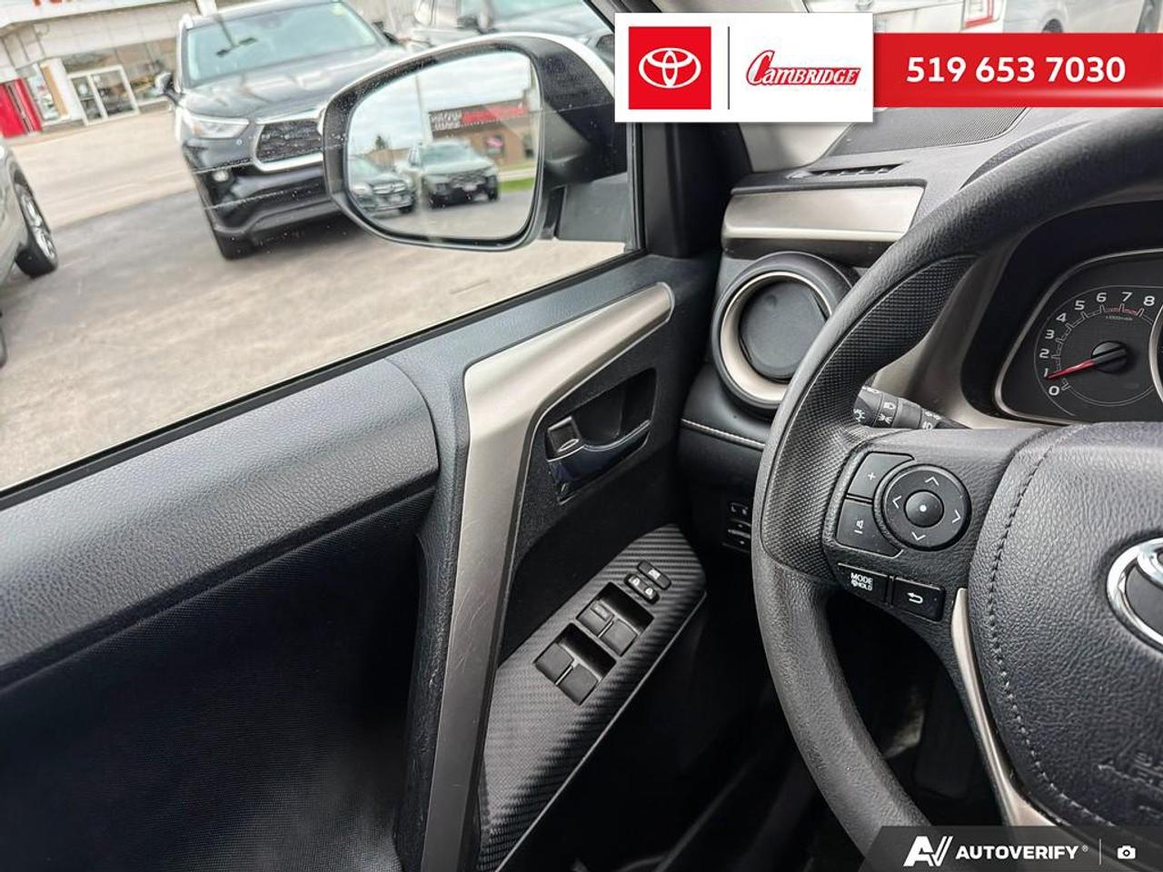 2015 Toyota RAV4 XLE Photo