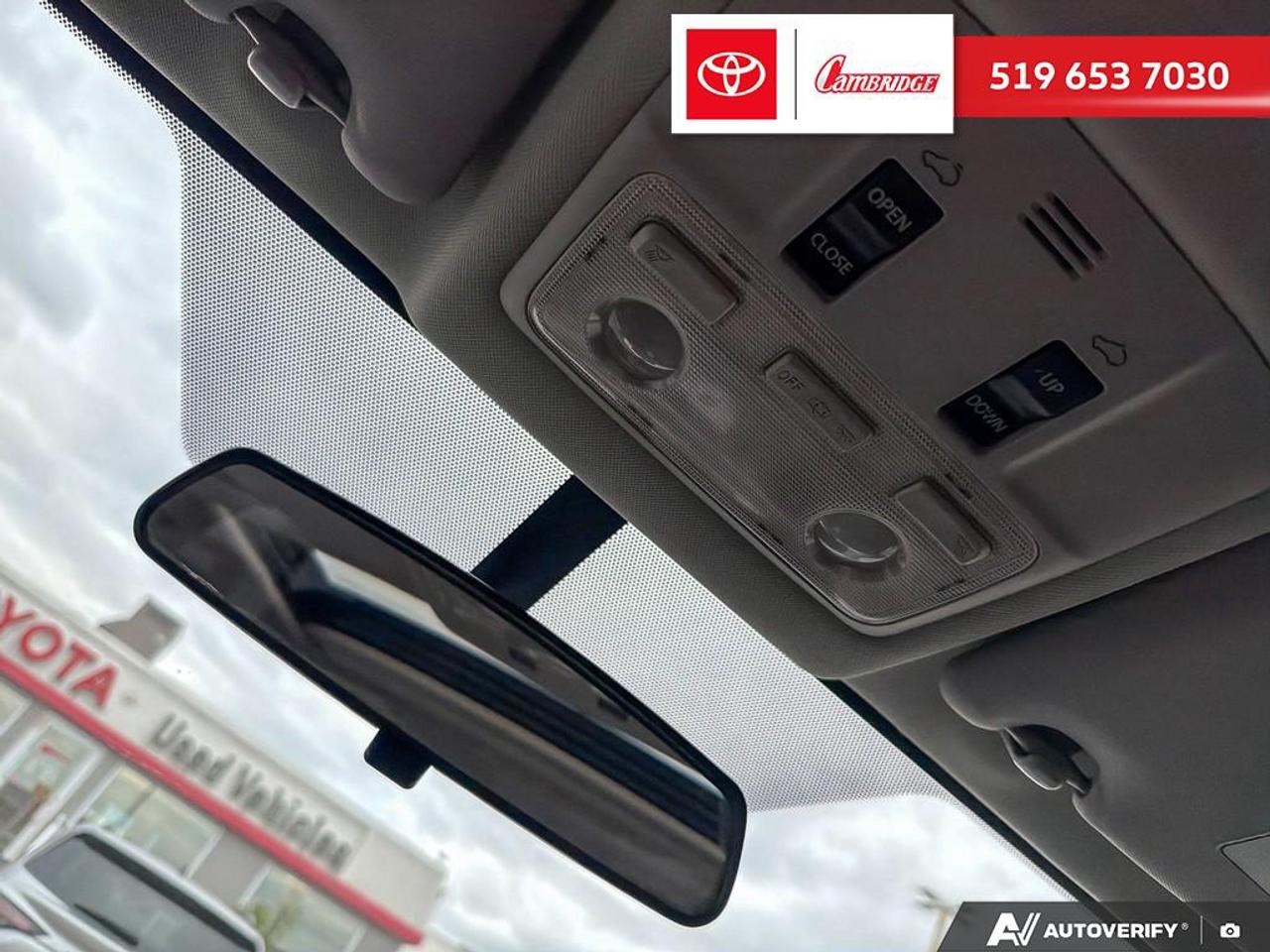 2015 Toyota RAV4 XLE Photo